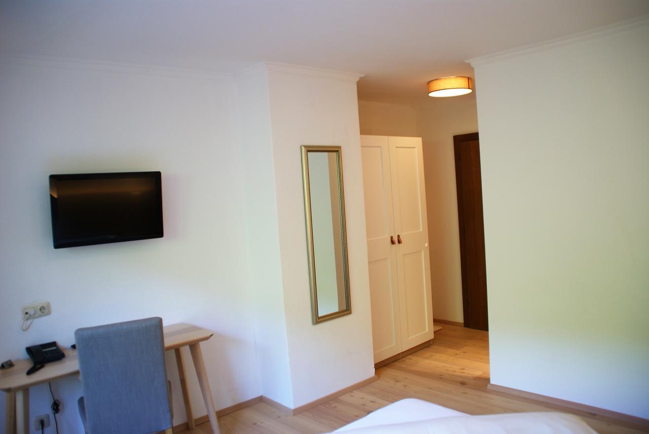 Hotel Garni Buchinger Saint Wolfgang エクステリア 写真